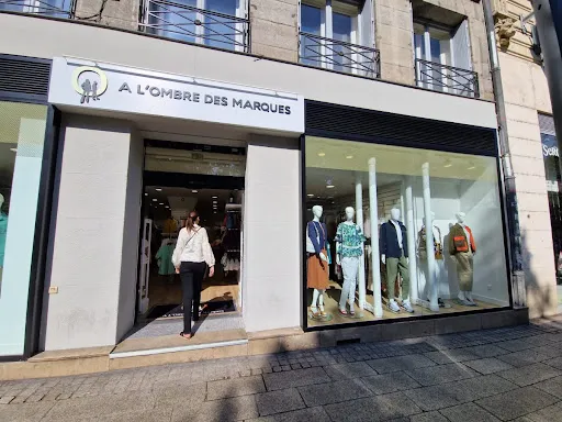 À l'Ombre Des Marques | Saint-Étienne à Saint-Etienne