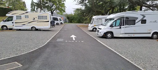 Aire Camping-Car Park à Saint-Etienne
