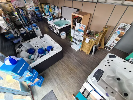 AQUA’TECH - Piscines & Spas à Saint-Etienne