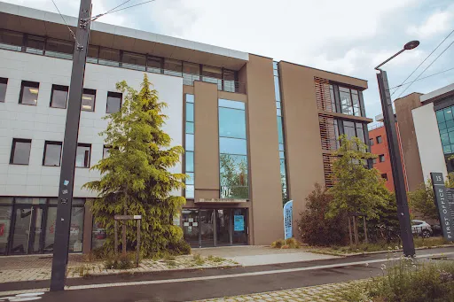 COWORKING SAINT-ETIENNE | Domiciliation à Saint-Etienne