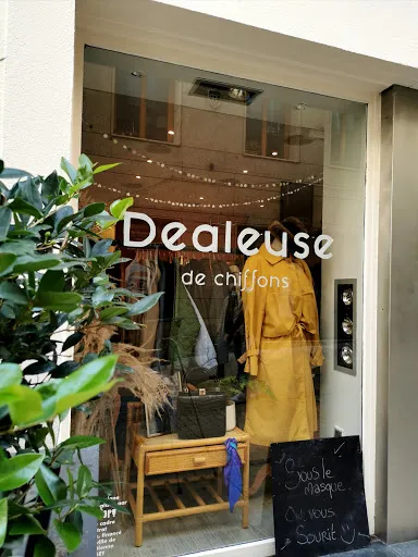 Dealeuse de chiffons à Saint-Etienne
