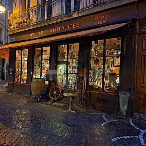 Deville Antiquités à 42000 Saint-Étienne
