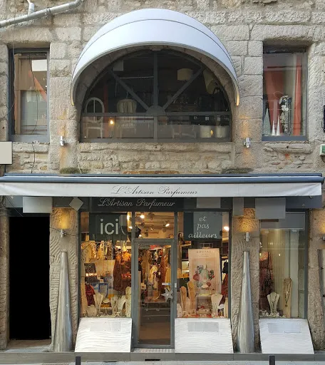 Ici et Pas Ailleurs à Saint-Etienne