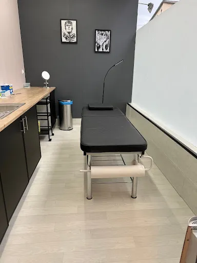 Kim-Thu Piercing à Saint-Etienne