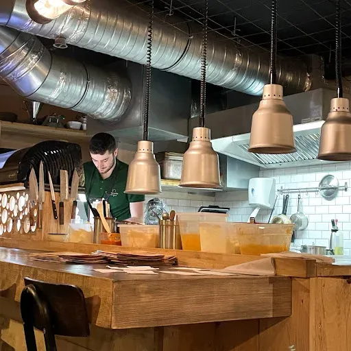 La Table des Matrus à 42000 Saint-Étienne