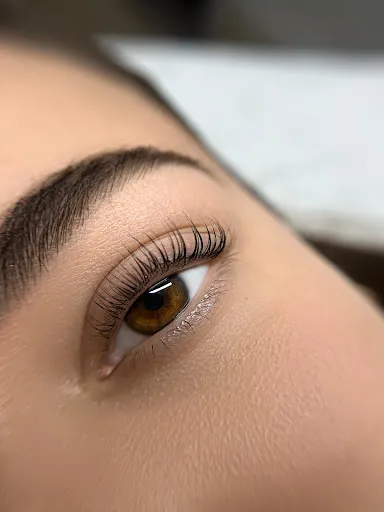 MERVE KARA | institut de beauté, centre de laser et minceur à Saint-Etienne