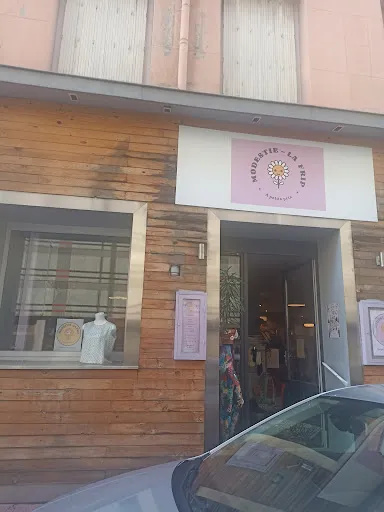 Modestie, La Friperie à Saint-Etienne