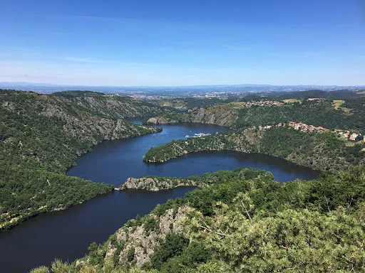 Naturopathe Saint-Etienne Stella Piselli - Spécialisée dans l'accompagnement à la réduction du sucre à Saint-Etienne