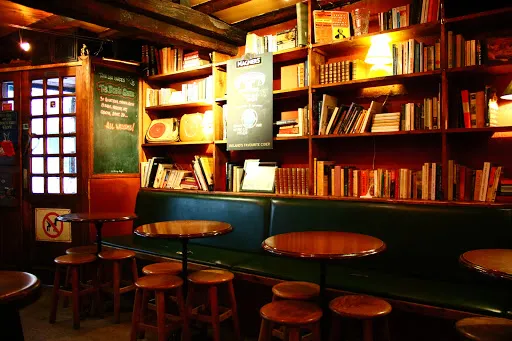 The Smoking Dog à Saint-Etienne